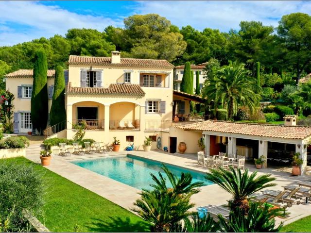 Vente villa 7 Pièce s 300m² Mougins