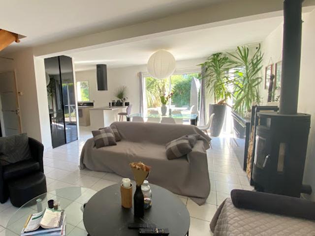 Vente Villa 7 pièces 127 m2 Gévezé