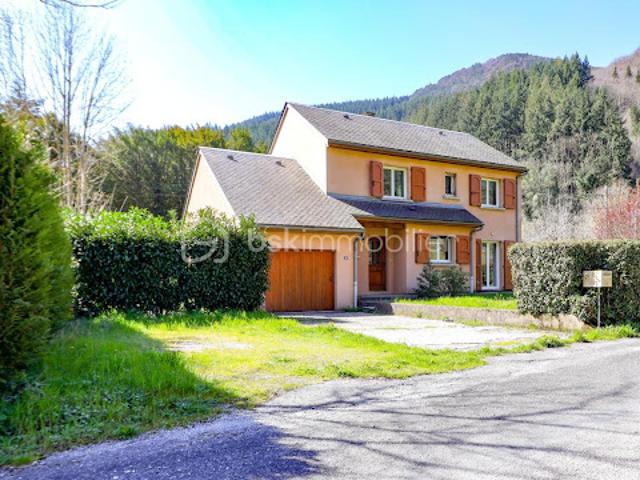 Vente Villa 7 pièces 130 m2 Brusque