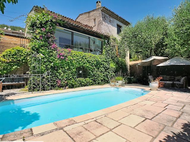 Vente Villa 7 pièces 138 m2 Magagnosc