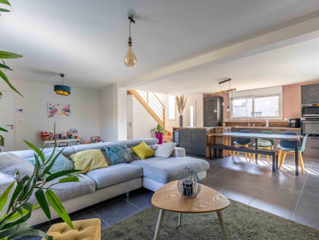 Vente Villa 7 pièces 142 m2 Liffré