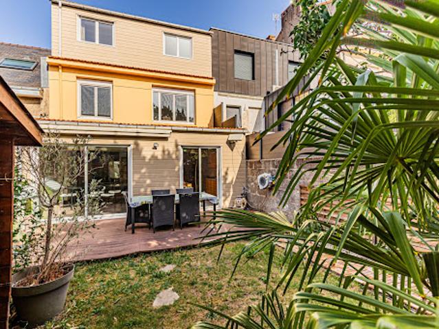Vente Villa 7 pièces 147.91 m2 Nantes