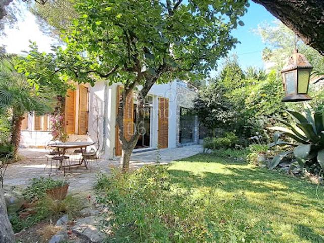 Vente Villa 7 pièces 147 m2 Cannes
