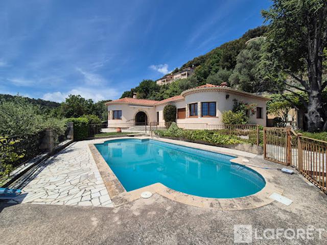Vente Villa 7 pièces 151.75 m2 Grasse