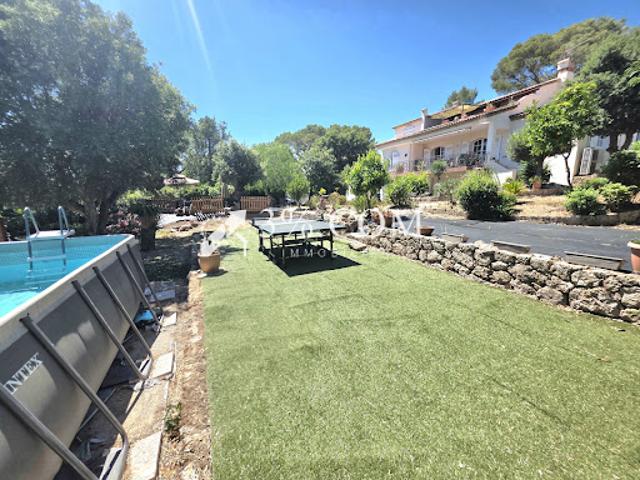 Vente Villa 7 pièces 157 m2 Frejus