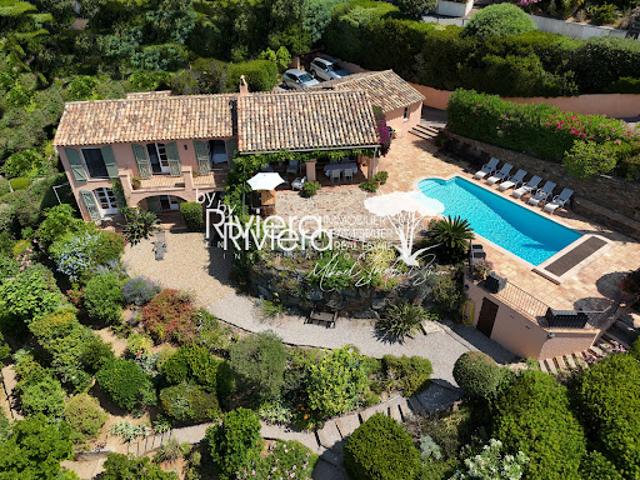 Vente Villa 7 pièces 157 m2 La Croix Valmer