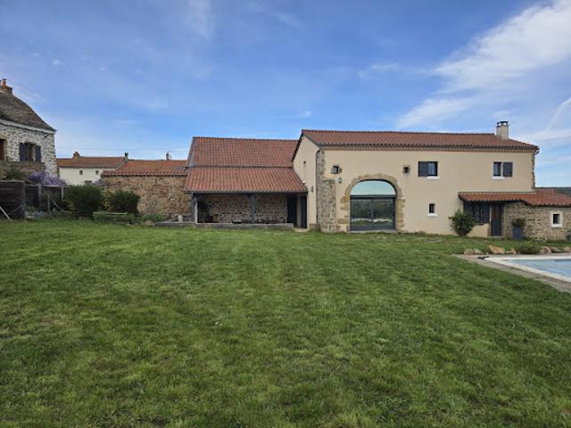 Vente Villa 7 pièces 160 m2 Apchat