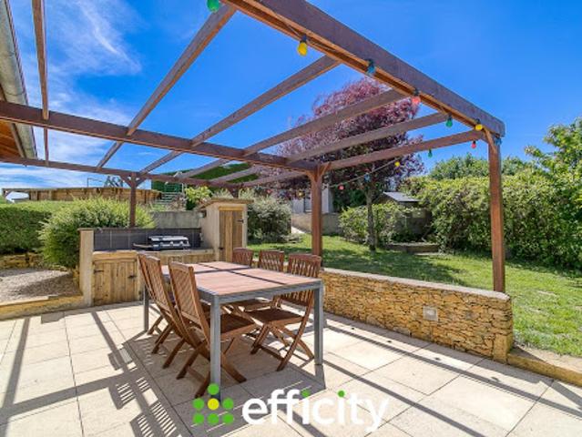 Vente Villa 7 pièces 160 m2 Létra