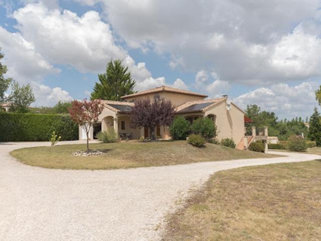 Vente Villa 7 pièces 170 m2 Castelnau Montratier