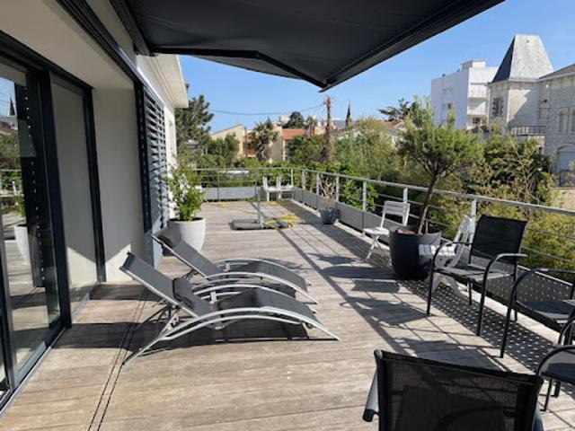 Vente Villa 7 pièces 172 m2 Royan