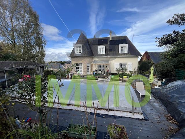 Vente Villa 7 pièces 173 m2 Noues de Sienne