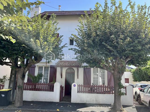 Vente Villa 7 pièces 174 m2 Biarritz
