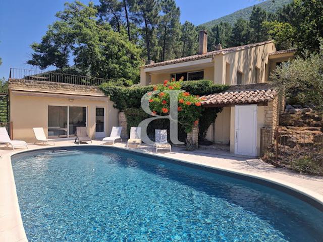 Vente Villa 7 pièces 174 m2 Nyons