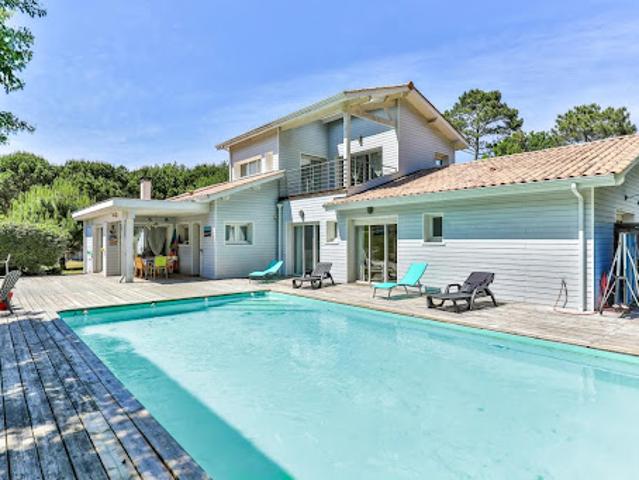 Vente Villa 7 pièces 175.7 m2 Lège Cap Ferret