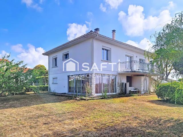 Vente Villa 7 pièces 175 m2 Mortagne sur Gironde