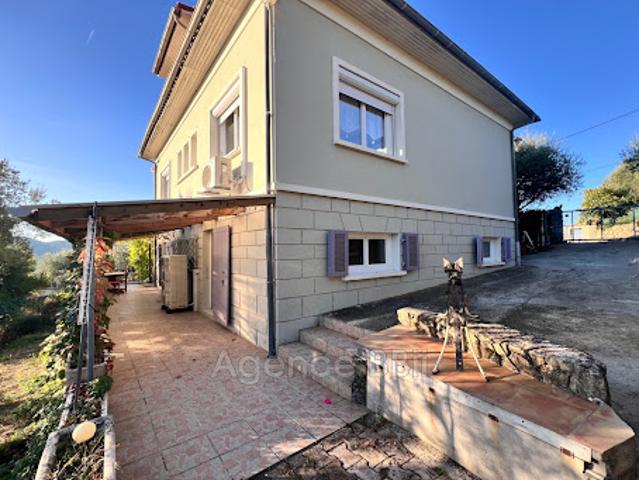 Vente Villa 7 pièces 175 m2 Saint andre de la roche