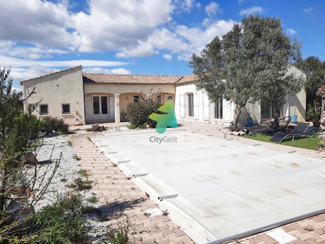 Vente Villa 7 pièces 178 m2 Moussan