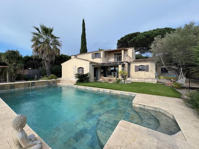 Vente Villa 7 pièces 180 m2 Gassin