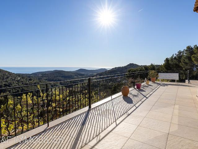 Vente Villa 7 pièces 180 m2 La Cadière d'Azur
