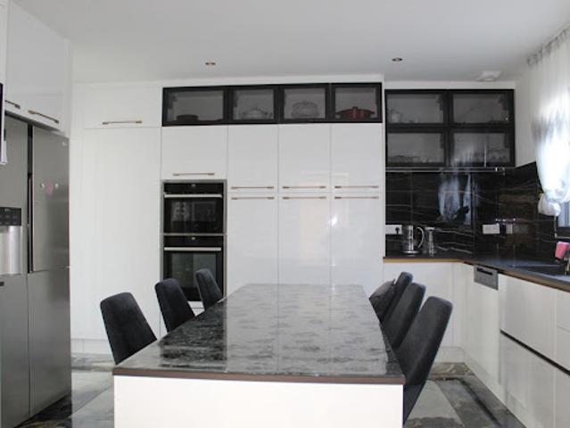 Vente Villa 7 pièces 180 m2 Ploufragan