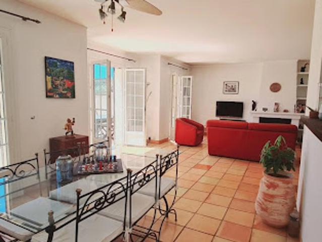 Vente Villa 7 pièces 180 m2 Villeneuve Loubet