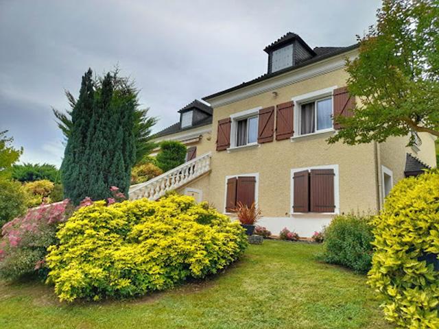 Vente Villa 7 pièces 183 m2 Nay