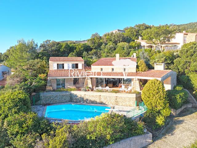 Vente Villa 7 pièces 184 m2 Cavalaire sur Mer