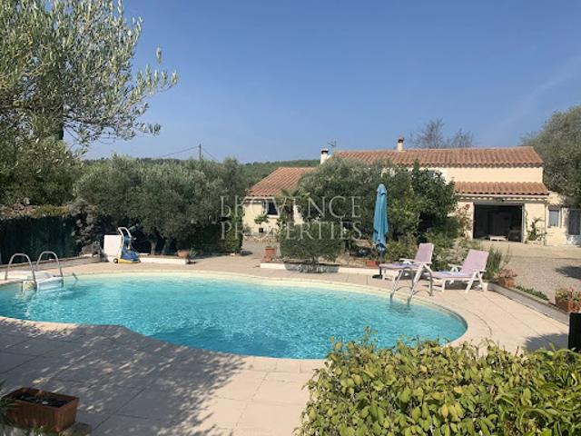 Vente Villa 7 pièces 157 m2 Cotignac