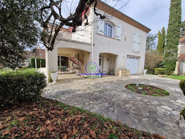 Vente Villa 7 pièces 188 m2 Agen