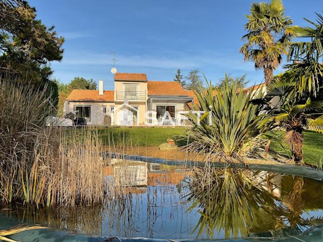 Vente Villa 7 pièces 189 m2 Migné Auxances