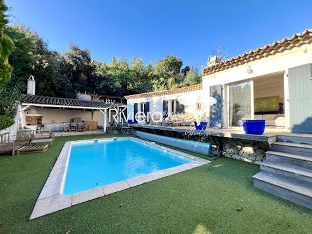 Vente Villa 7 pièces 190 m2 Cavalaire sur Mer
