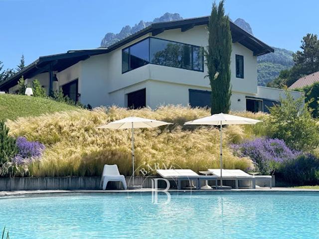 Vente Villa 7 pièces 190 m2 Menthon Saint Bernard