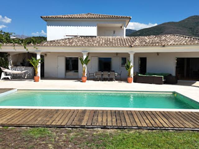 Vente Villa 7 pièces 192 m2 Eccica Suarella