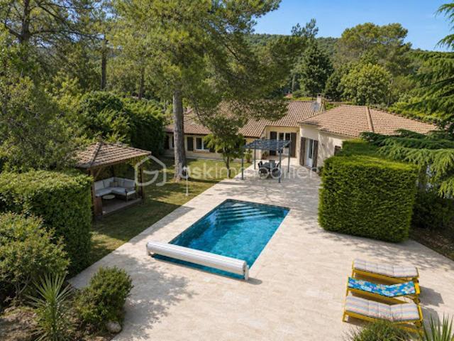 Vente Villa 7 pièces 195 m2 Garéoult