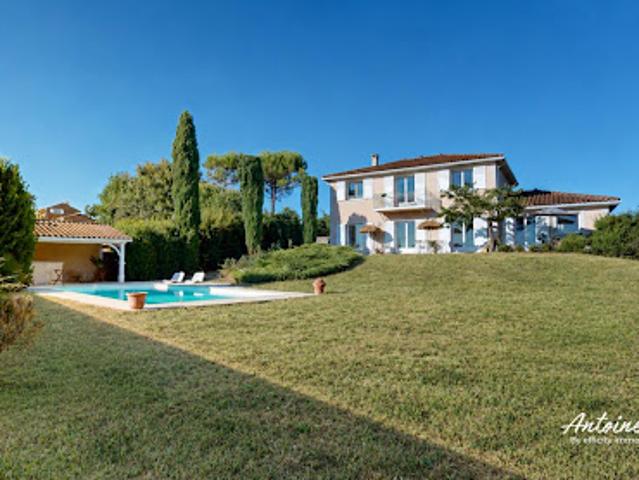 Vente Villa 7 pièces 195 m2 Lachassagne