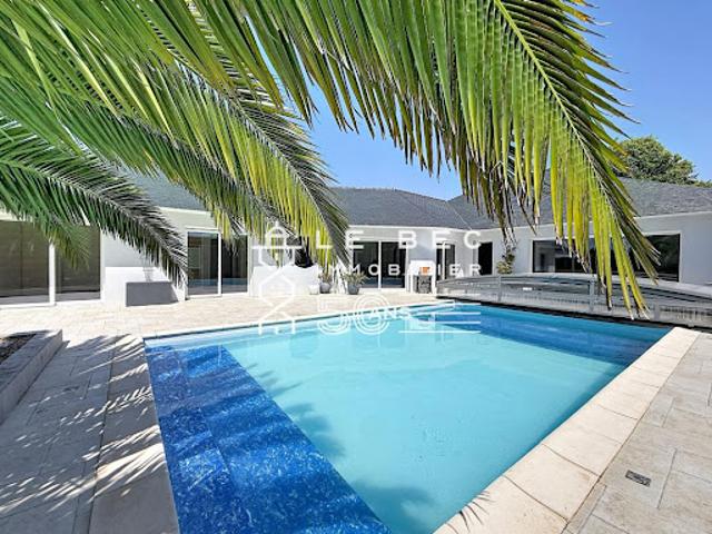 Vente Villa 7 pièces 195 m2 Riantec