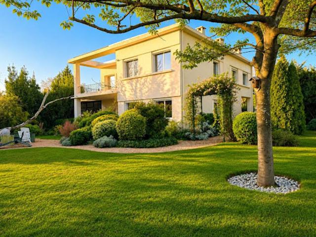 Vente Villa 7 pièces 196 m2 Avignon