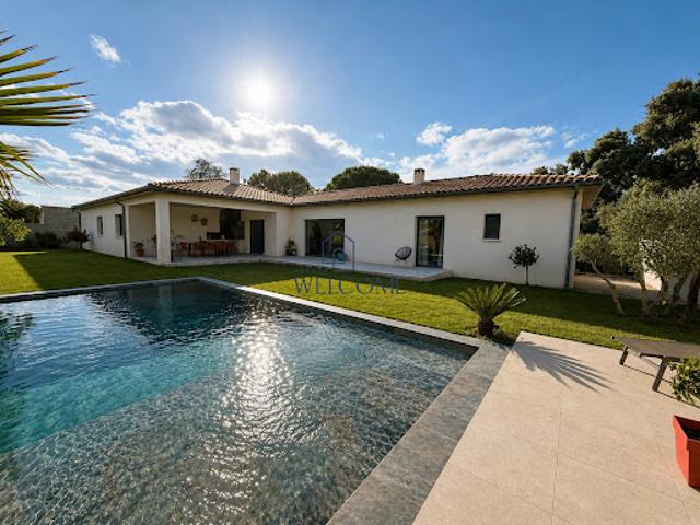 Vente Villa 7 pièces 200 m2 Bollene