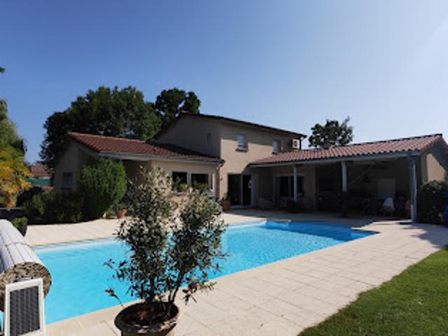 Vente Villa 7 pièces 200 m2 Gannat