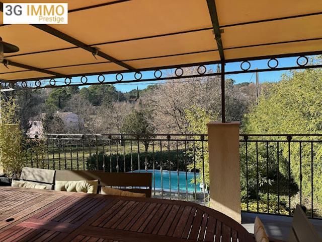 Vente Villa 7 pièces 200 m2 Lorgues