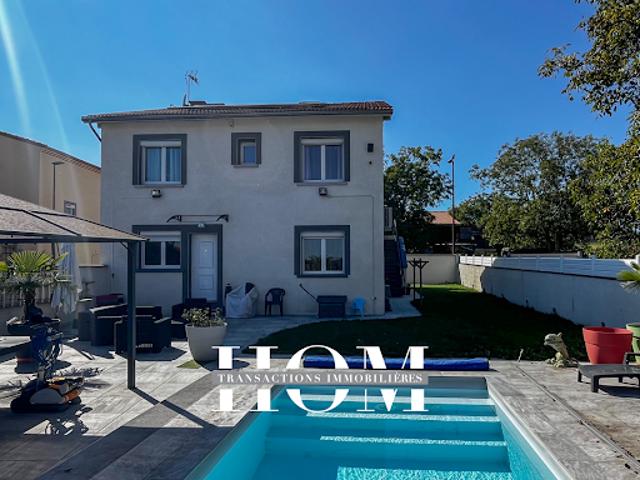 Vente Villa 7 pièces 200 m2 Lezoux