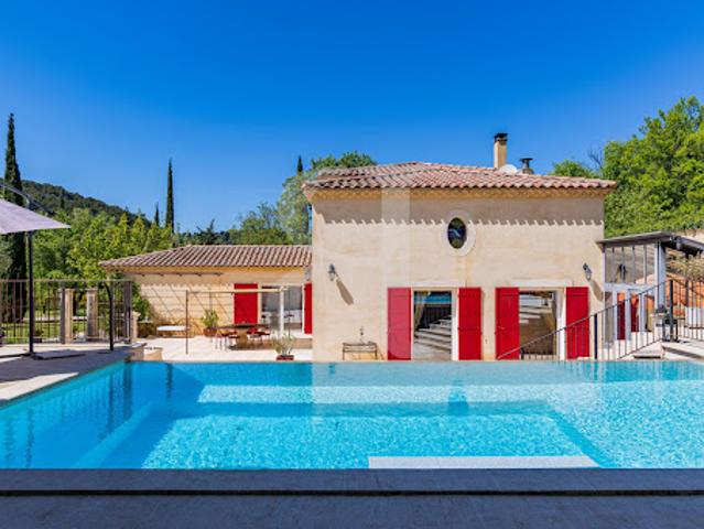 Vente Villa 7 pièces 200 m2 Le Beaucet