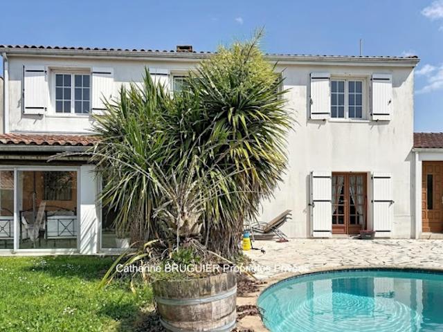 Vente Villa 7 pièces 205 m2 Perigny