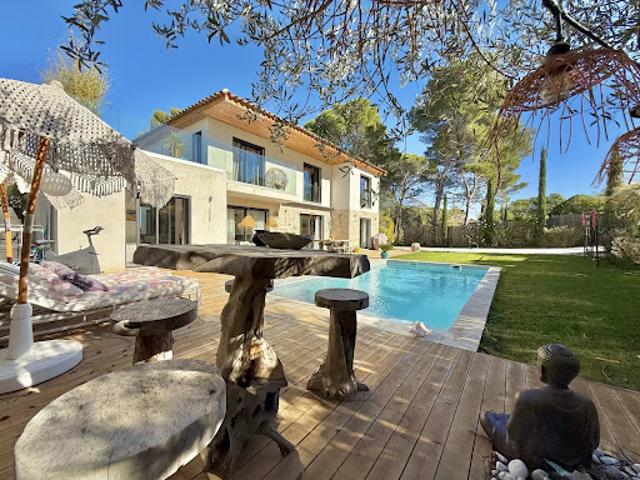 Vente Villa 7 pièces 206 m2 Eguilles