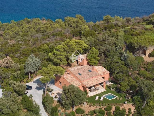 Vente Villa 7 pièces 210 m2 Le Lavandou
