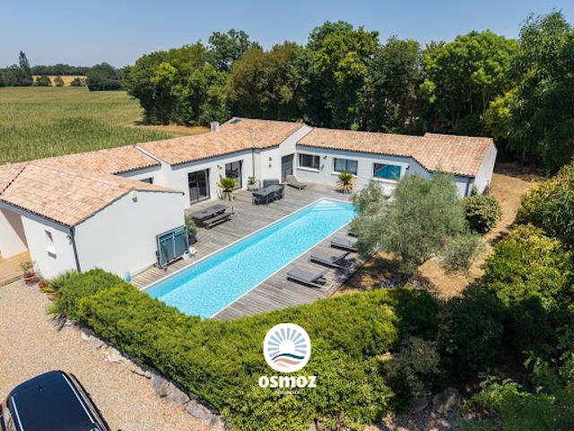 Vente Villa 7 pièces 214 m2 Virson