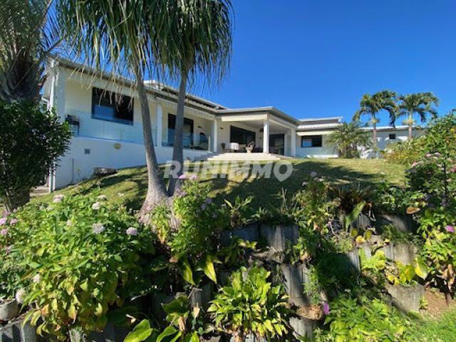 Vente Villa 7 pièces 216 m2 Sainte Marie