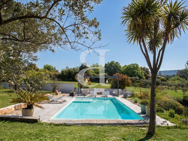Vente Villa 7 pièces 218 m2 Pernes les Fontaines