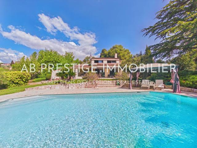 Vente Villa 7 pièces 220 m2 Grasse