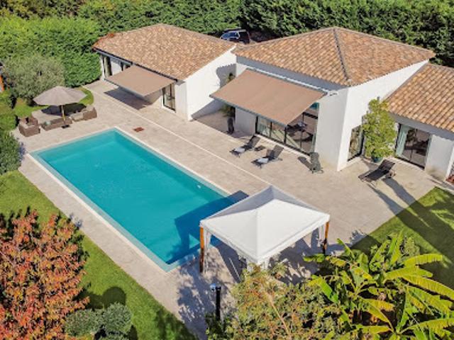 Vente Villa 7 pièces 225 m2 Valbonne